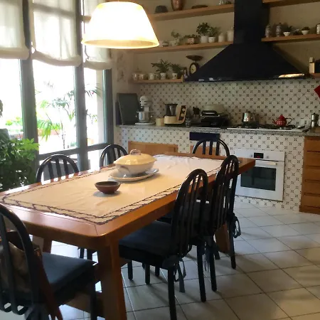 Oda ve Kahvaltı Pescarenico Lecco